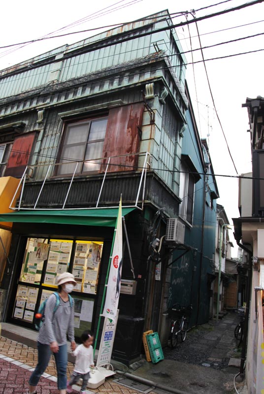 japonské knihkupectví Foto Petr Horčička